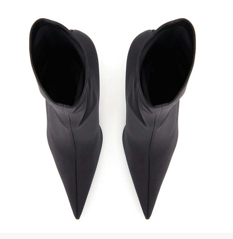 商品[国内直发] Balenciaga|Balenciaga 巴黎世家 女士黑��色高跟鞋 524916-W04Z0-1000,价格¥6690,第7张图片详细描述