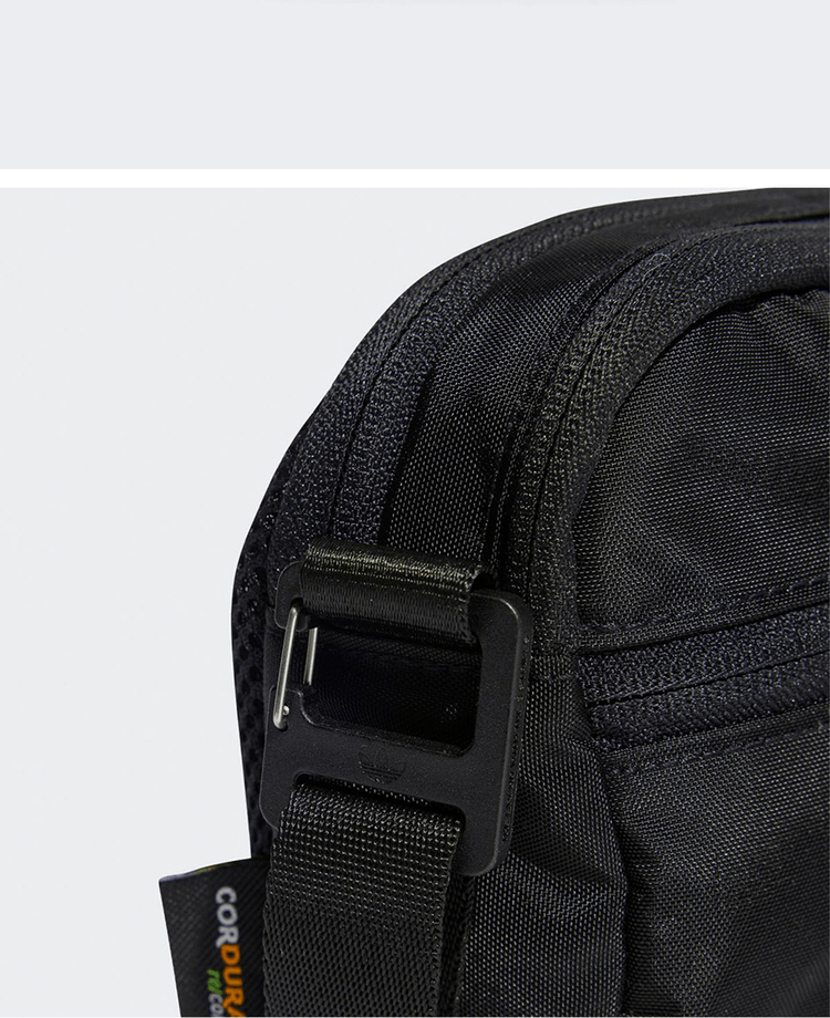 商品Adidas|【Brilliant|包邮包税】阿迪达斯 PE AIRLINER 配饰 包 斜挎包  IT7610 BLACK,价格¥252,第4张图片详细描述
