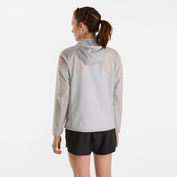 商品Arc'teryx|【Brilliant|包邮包税】始祖鸟 INCENDO AIRSHELL HOODY W[SS23] 新款上市 Incendo Air Shell 连帽衫女装 AJNSWX7043,价格¥1851,第16张图片详细描述