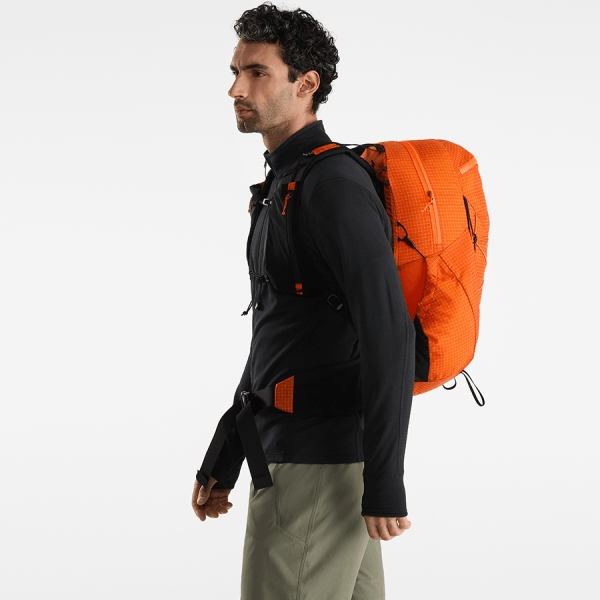 商品Arc'teryx|【Brilliant|包邮包税】始祖鸟 AERIOS 30 BACKPACK M[SS23] 新款上市 Areas 30 男士背包 ABNSMX6597,价格¥2070,第9张图片详细描述