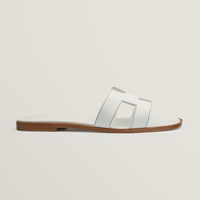 商品Hermes|【现货】爱马仕 女士白色小牛皮凉鞋 H021056Z02,价格¥5524,第2张图片详细描述