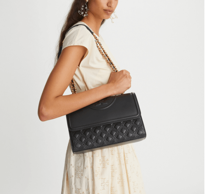 商品Tory Burch|汤丽柏琦FLEMING 两用肩背包76997(香港仓发货),价格¥3543,第12张图片详细描述