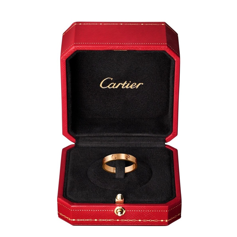 商品Cartier|【现货】卡地亚 经典款LOVE 18K金玫瑰金戒指结婚对戒 B4085200,价格¥9877,第4张图片详细描述