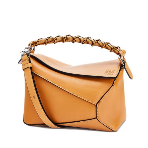 商品Loewe|【包税】LOEWE/罗意威     Puzzle 女士小号沙漠色纳帕小牛皮手提单肩包拼图包A510P60X01-2586 ,价格¥24790,第3张图片详细描述