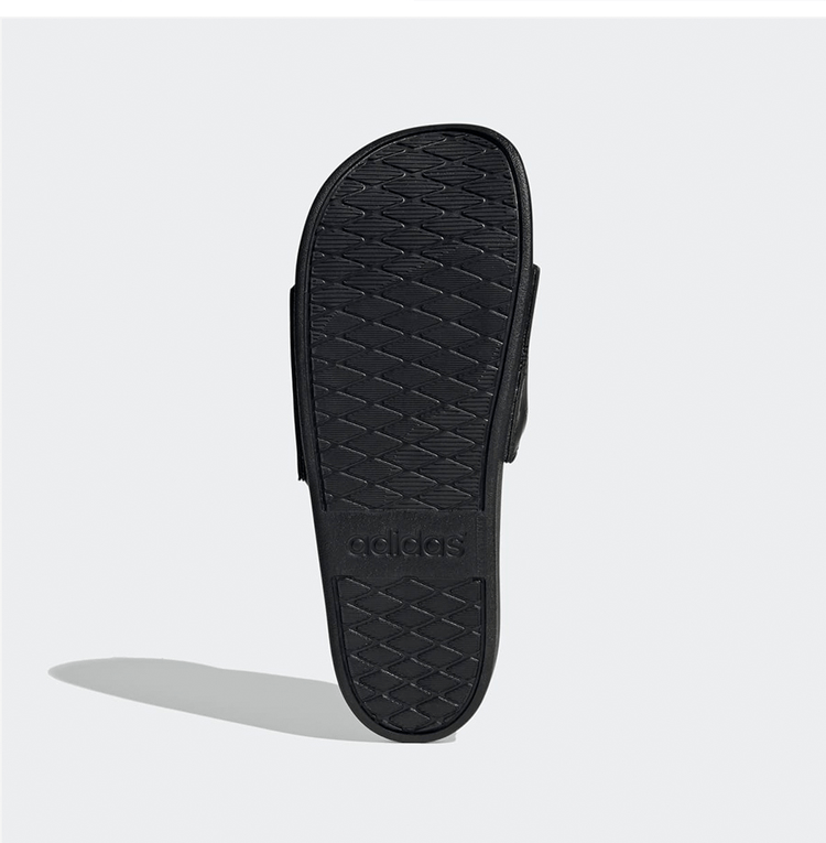 商品Adidas|【Brilliant|包邮包税】阿迪达斯 ADILETTE COMFORT  凉鞋 沙滩鞋 拖鞋  GV9736 CBLACK/CARBON/CBLACK,价格¥252,第4张图片详细描述