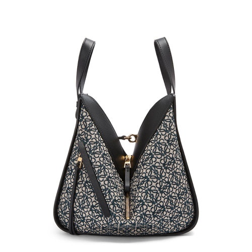 商品Loewe|【包税】LOEWE/罗意威 22春夏新款Hammock系列 女士小号海军蓝/黑色织物配牛皮革金扣单肩斜挎手提吊床包A538S35X43-5938,价格¥17881,第4张图片详细描述