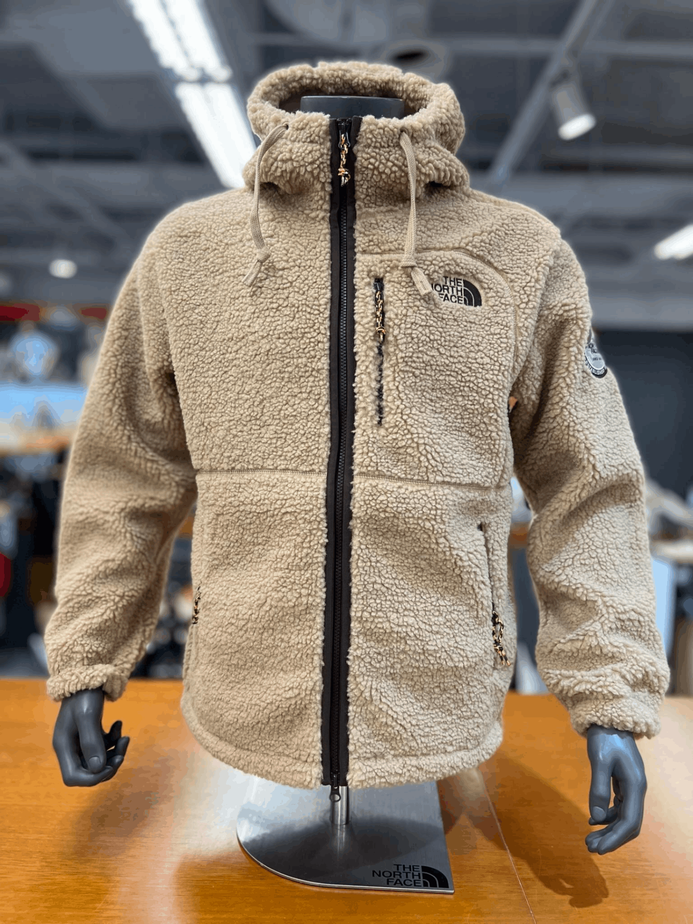 商品The North Face|【Brilliant|包邮包税】北面 运动户外 NJ4FN64A CRE(奶油色) 22年 FW 男女共用 PLAY ECO 绒布 帽子 A,价格¥978,第9张图片详细描述