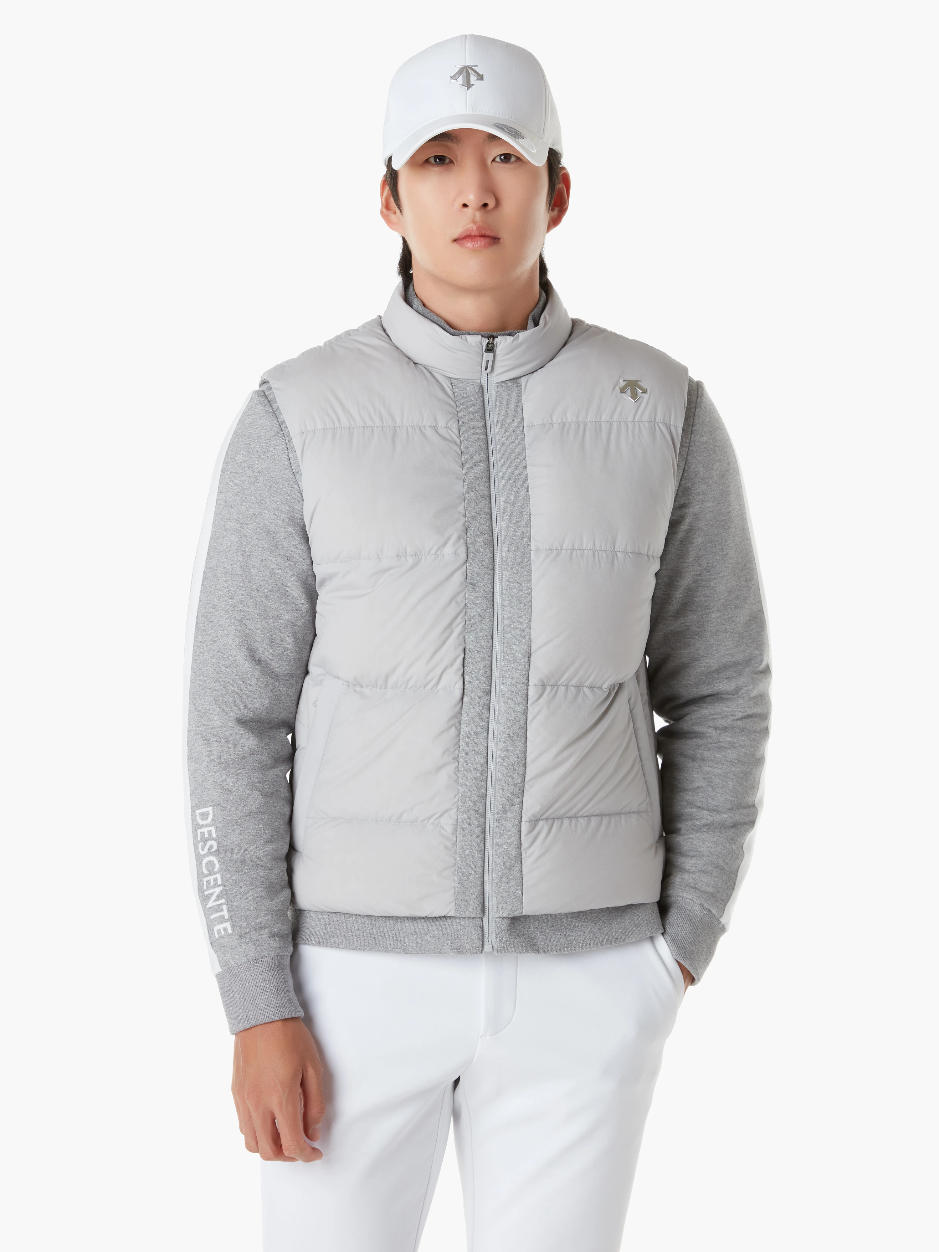 商品【预售商品15天发货】 DESCENTE|GOLF男士混合针织羽绒外套适合户外运动 DP42MFKOO1-BLKG,价格¥2664,第6张图片详细描述