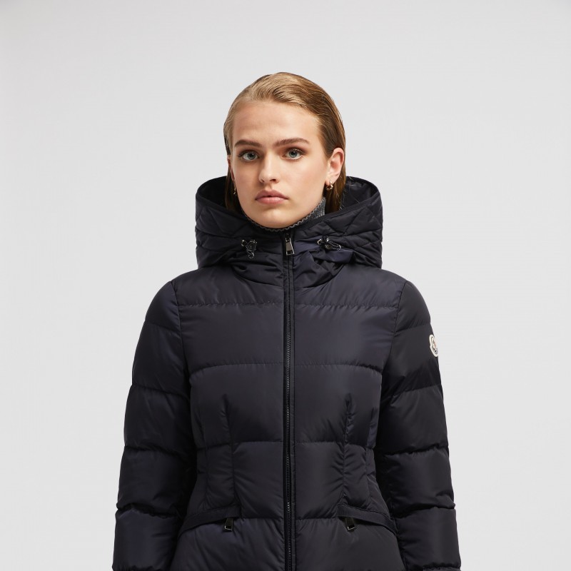 商品Moncler|蒙口 AVOCE系列女士午夜蓝短款羽绒服 J20931A00151539ZD778（两色可选）,价格¥12227,第4张图片详细描述