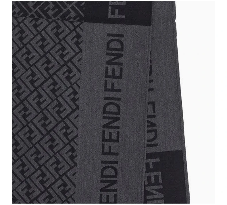 商品Fendi|FENDI 黑色男士围巾 FXS124-AIKN-F0QA1,价格¥2268,第4张图片详细描述