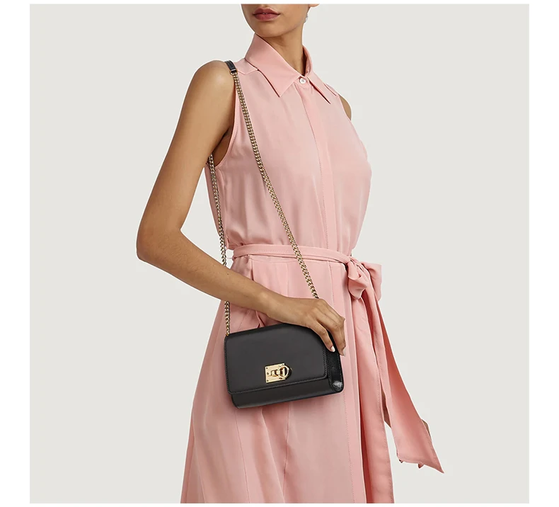 商品Salvatore Ferragamo|SALVATORE FERRAGAMO 黑色女士单肩包 22-D881-727130,价格¥4982,第8张图片详细描述
