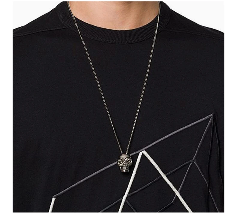 商品Alexander McQueen|ALEXANDER MCQUEEN 银色男士吊坠 554496-J160Y-0446,价格¥1502,第6张图片详细描述
