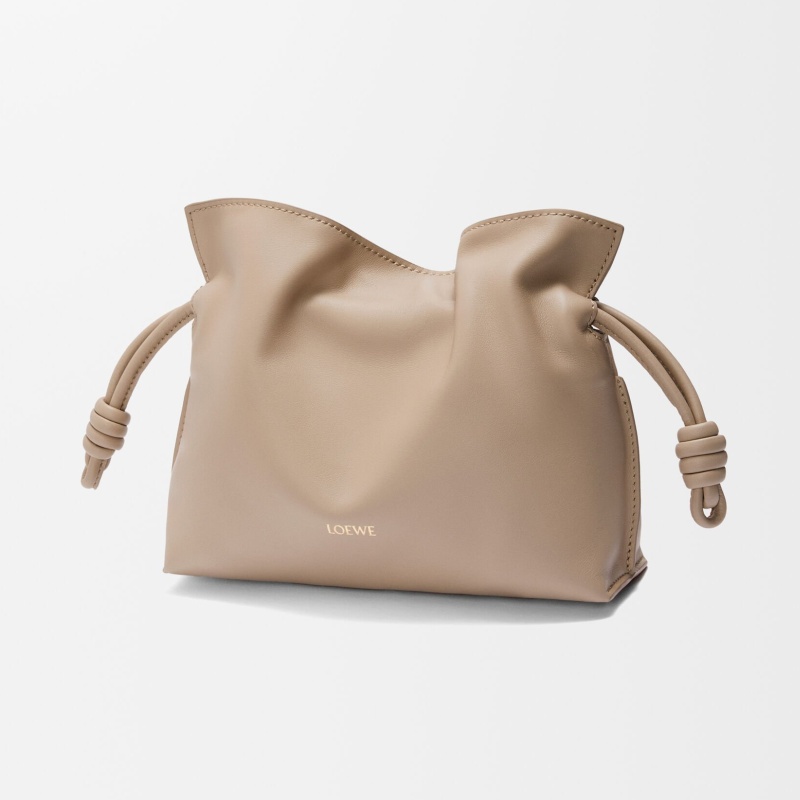 商品Loewe|罗意威 女士沙色小牛皮单肩包 A411FC2X73-2150,价格¥16748,第4张图片详细描述