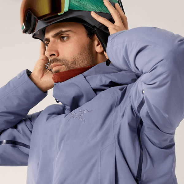 商品Arc'teryx|【Brilliant|包邮包税】FISSILE SV DOWN JACKET M [FW24] Fissle SV 羽绒服 男士 AJOFMX8481,价格¥10849,第10张图片详细描述