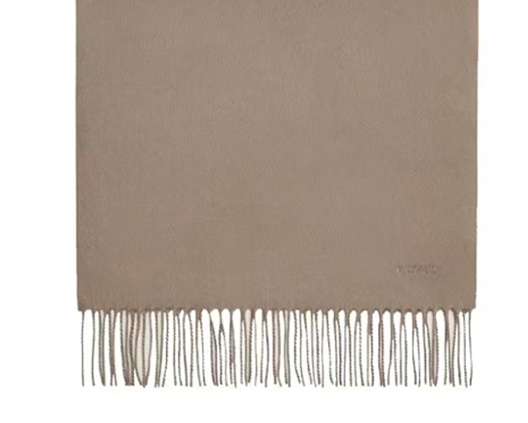 商品Hermes|HERMES爱马仕 时尚纯色刺绣 绒线围巾 男女同款棕色 H393700T27,价格¥4009,第2张图片详细描述