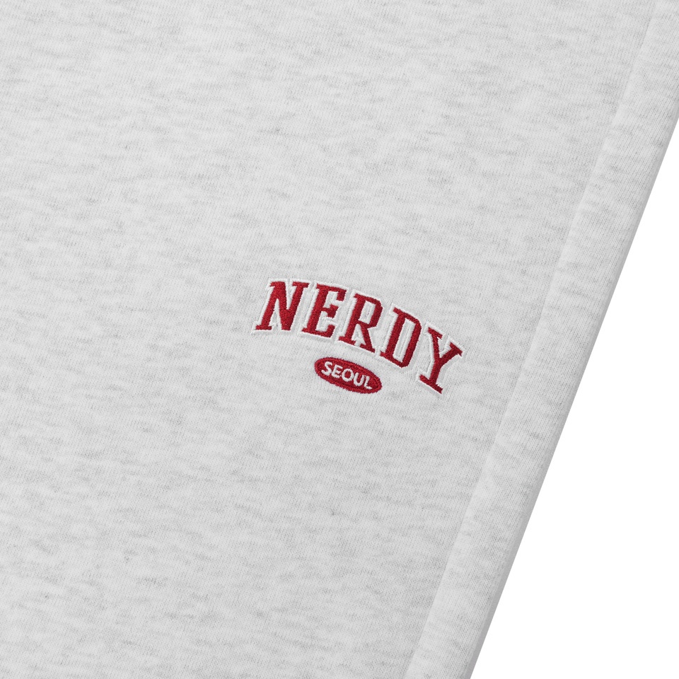 商品NERDY|【享贝家】NERDY 新款男女情侣款运动裤休闲裤 奶白\深绿色\白色\藏蓝色（预售款，10天发货）PNEF22KD1202/奶白色PNEF22KD120205,价格¥259,第5张图片详细描述