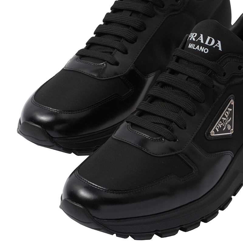 商品Prada|普拉达（PRADA）PRAX 1系列 男士黑色再生尼龙拼亮面皮革运动鞋 黑色 2EE369_3LF5_F0632_F_G000,价格¥6957,第15张图片详细描述