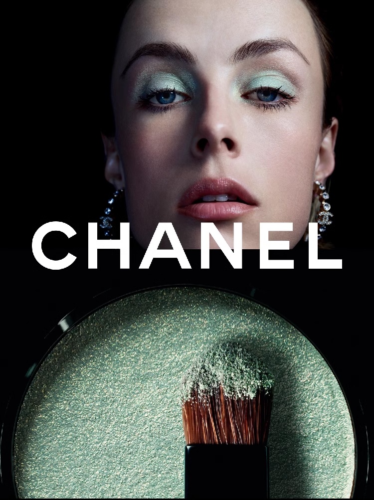 商品Chanel|Chanel香奈儿单色眼影 2.2g 万能百搭眼部高光微闪,价格¥349,第2张图片详细描述