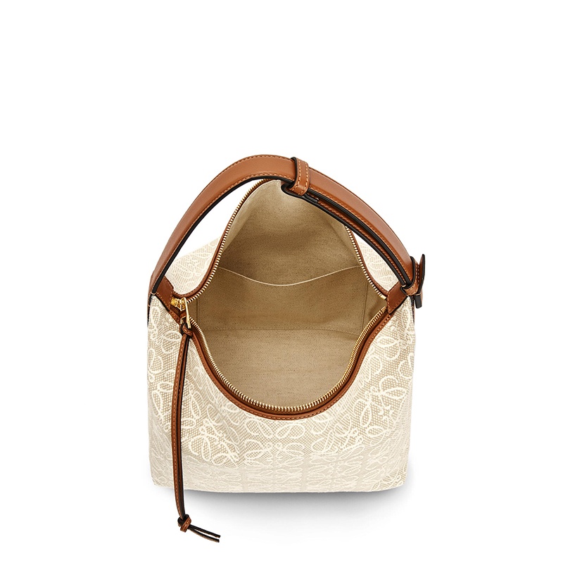 商品Loewe|【包税】LOEWE/罗意威 2021新款 Cubi 系列 女士米色/棕褐色Anagram提花小牛皮手提包0010560829,价格¥8960,第2张图片详细描述