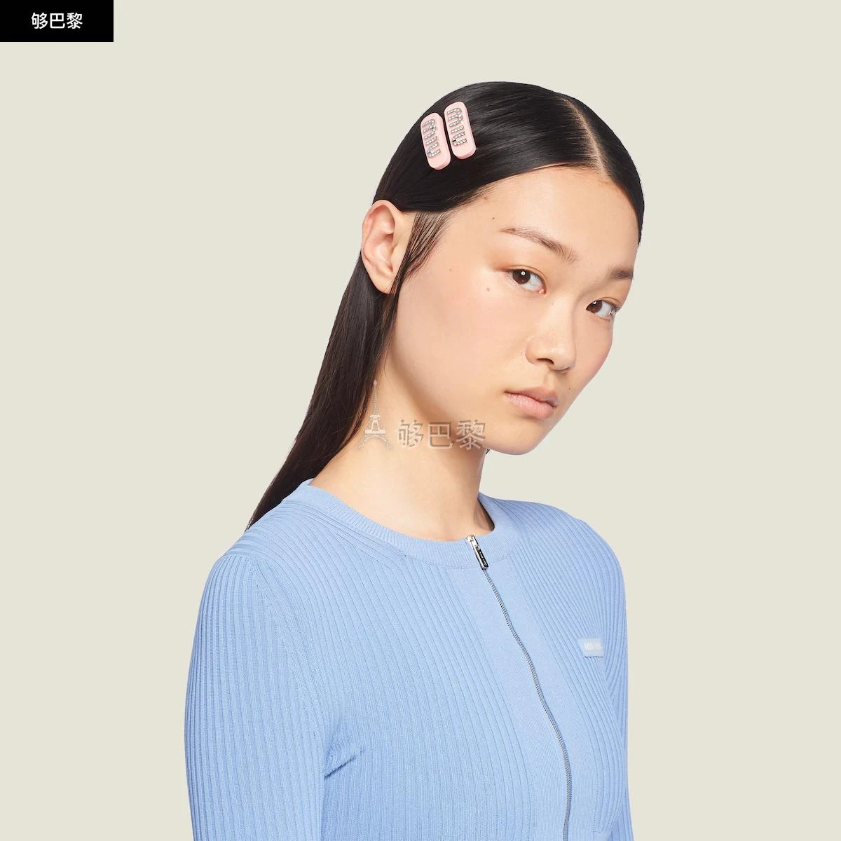 商品Miu Miu|包邮包税【预售7天发货】 MIUMIU缪缪 23秋冬 女士 发夹 Pince à cheveux en plexiglas et métal 5IF072_2F4N_F03BU,价格¥4541,第5张图片详细描述