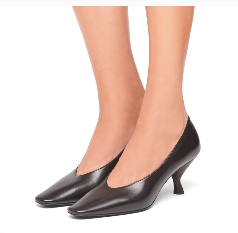商品Prada|PRADA 黑色女士高跟鞋 1I409M-038-F0002,价格¥2459,第9张图片详细描述