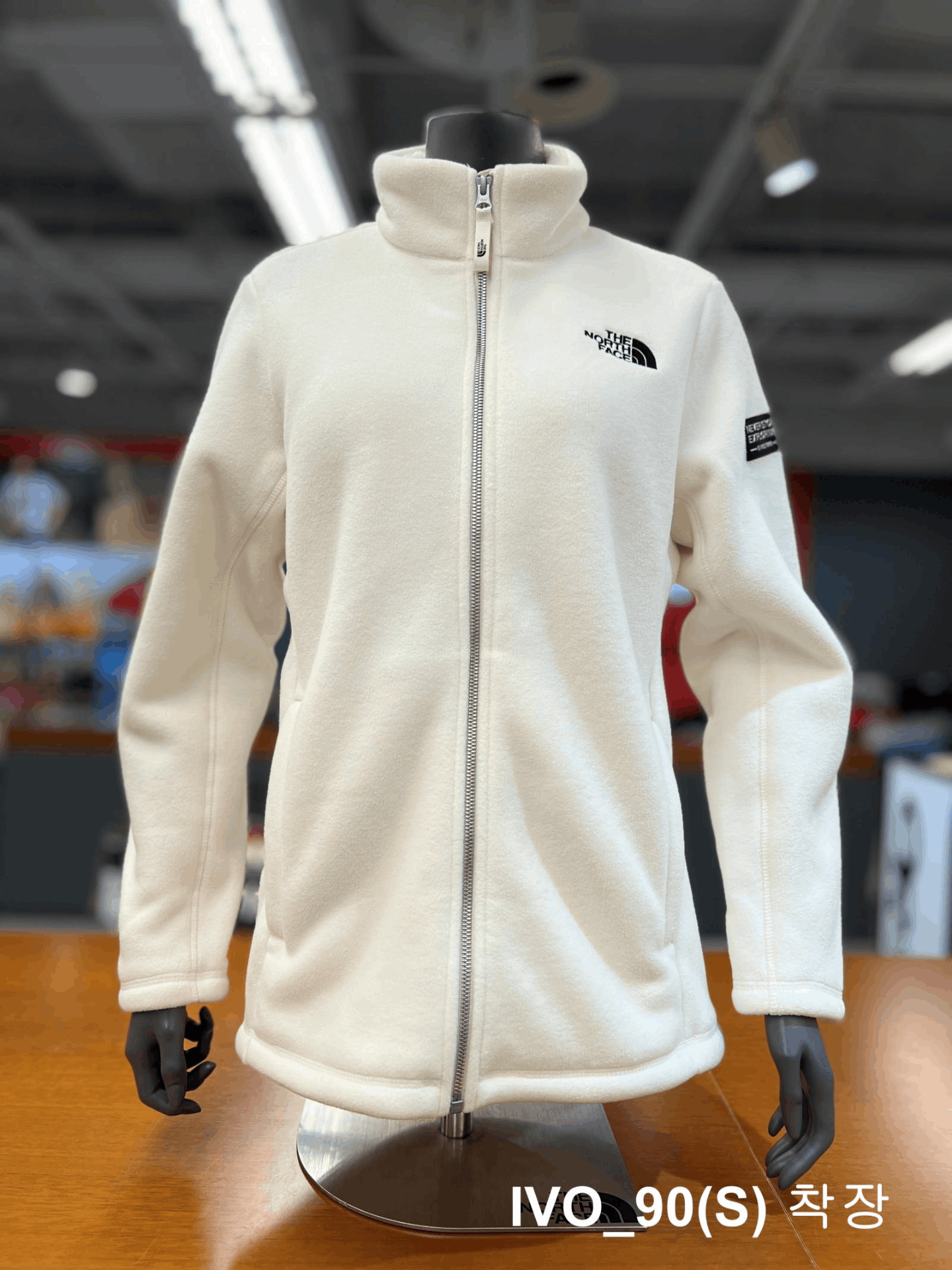 商品The North Face|【Brilliant|包邮包税】北面 运动户外 NJ4FN57M IVO 男女共用 LOYALTON 门襟拉链 绒布 夹克 ALOYALTON ZIP UPA,价格¥855,第2张图片详细描述