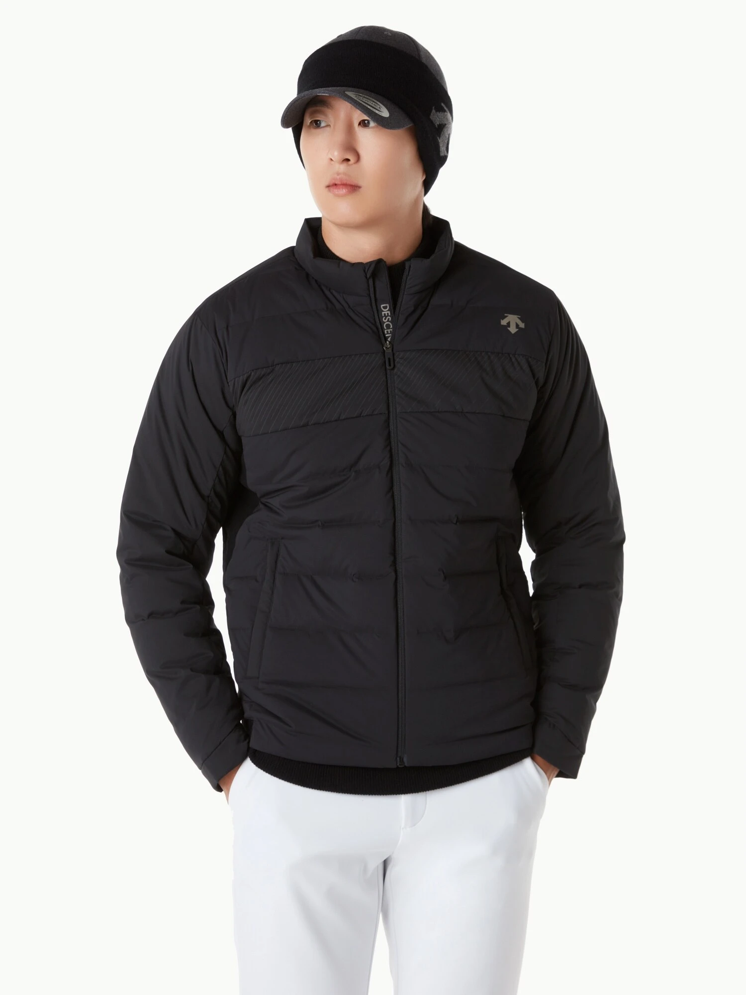 商品【预售商品15天发货】 DESCENTE|高尔夫系列男士运动风格羽绒服提供极佳保暖效果 DP42MFDJO2-DBLG,价格¥2496,第4张图片详细描述