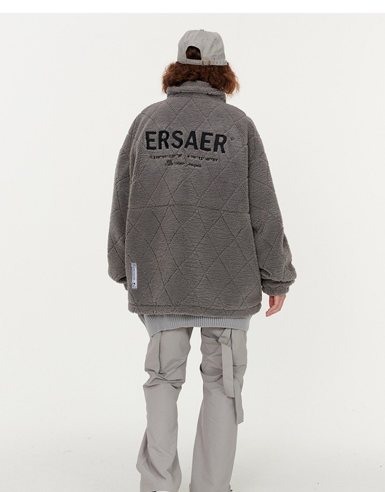 商品[国内直发] ERASER| ER 基础logo刺绣仿羊羔毛棉衣男女同款冬潮牌宽松摇粒绒情侣夹克棉服外套ERyg2255339,价格¥369,第13张图片详细描述