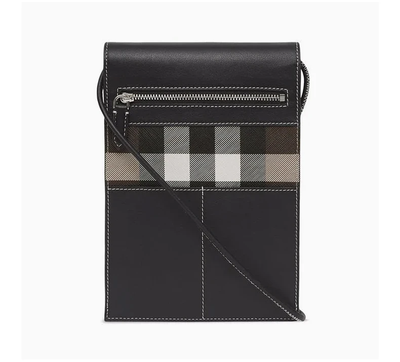 商品Burberry|Burberry 男士格纹智能手机壳 8049237,价格¥4263,第5张图片详细描述