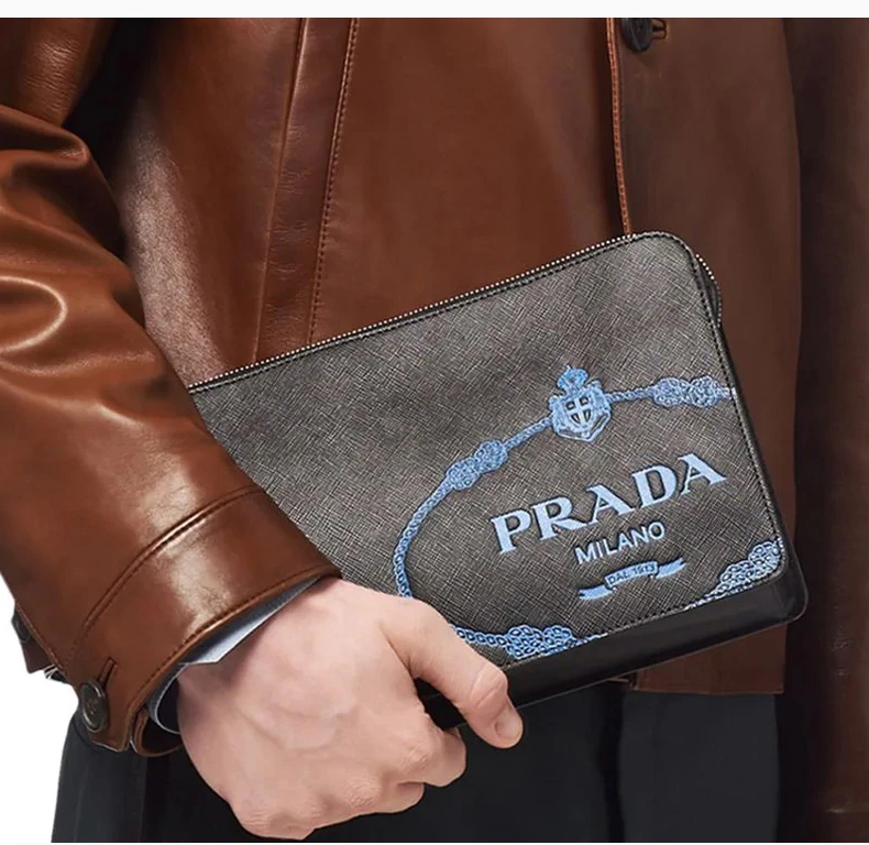 商品[国内直发] Prada|PRADA  男士黑色皮革手拿包  2VF056-9Z2-OLM-F0QLR,价格¥8165,第7张图片详细描述