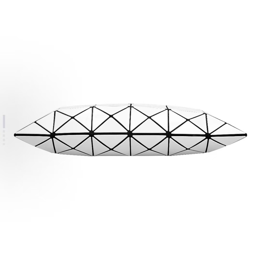 商品[国内直发] Issey Miyake|三宅一生 ISSEY MIYAKE Lucent系列 六格亮面大容量 人造革 托特包Tote包购物袋电脑包单肩手提包 女款 白色,价格¥2282,第4张图片详细描述