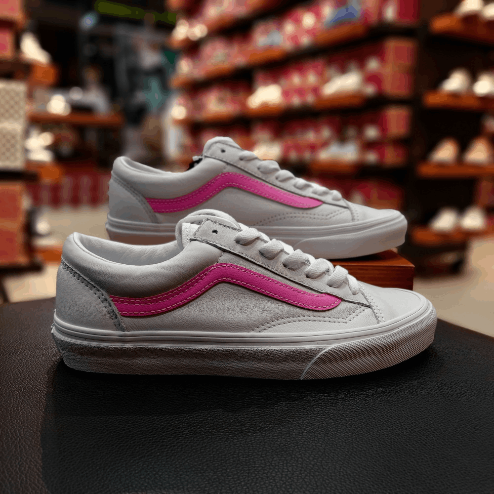 商品Vans|【韩国直邮|包邮包税】万斯 Style 36 #Leather Pop #男女通用鞋 #sugar plum/true white (VN0A54F6A6B),价格¥384,第1张图片详细描述