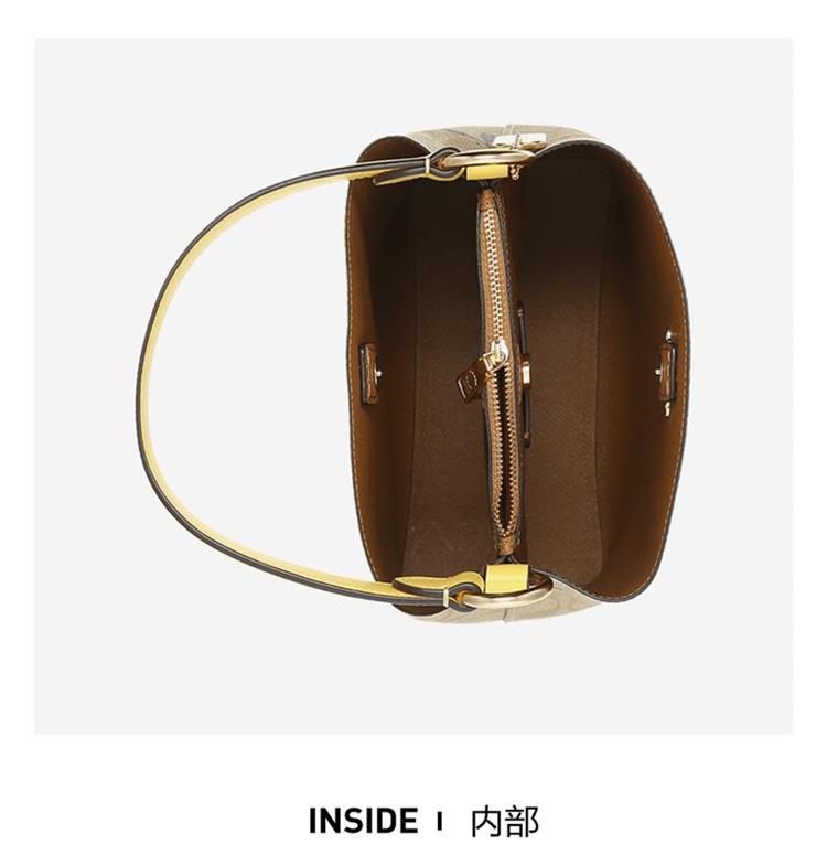 商品Coach|COACH 奥莱款小号女士PVC配皮单肩斜挎水桶包C8254IMTVE,价格¥1786,第7张图片详细描述