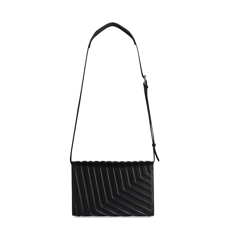 商品Balenciaga|Balenciaga/巴黎世家 CAR系列 男士黑色粒面小牛皮翻盖斜挎单肩包6794652103I1000,价格¥9366,第2张图片详细描述