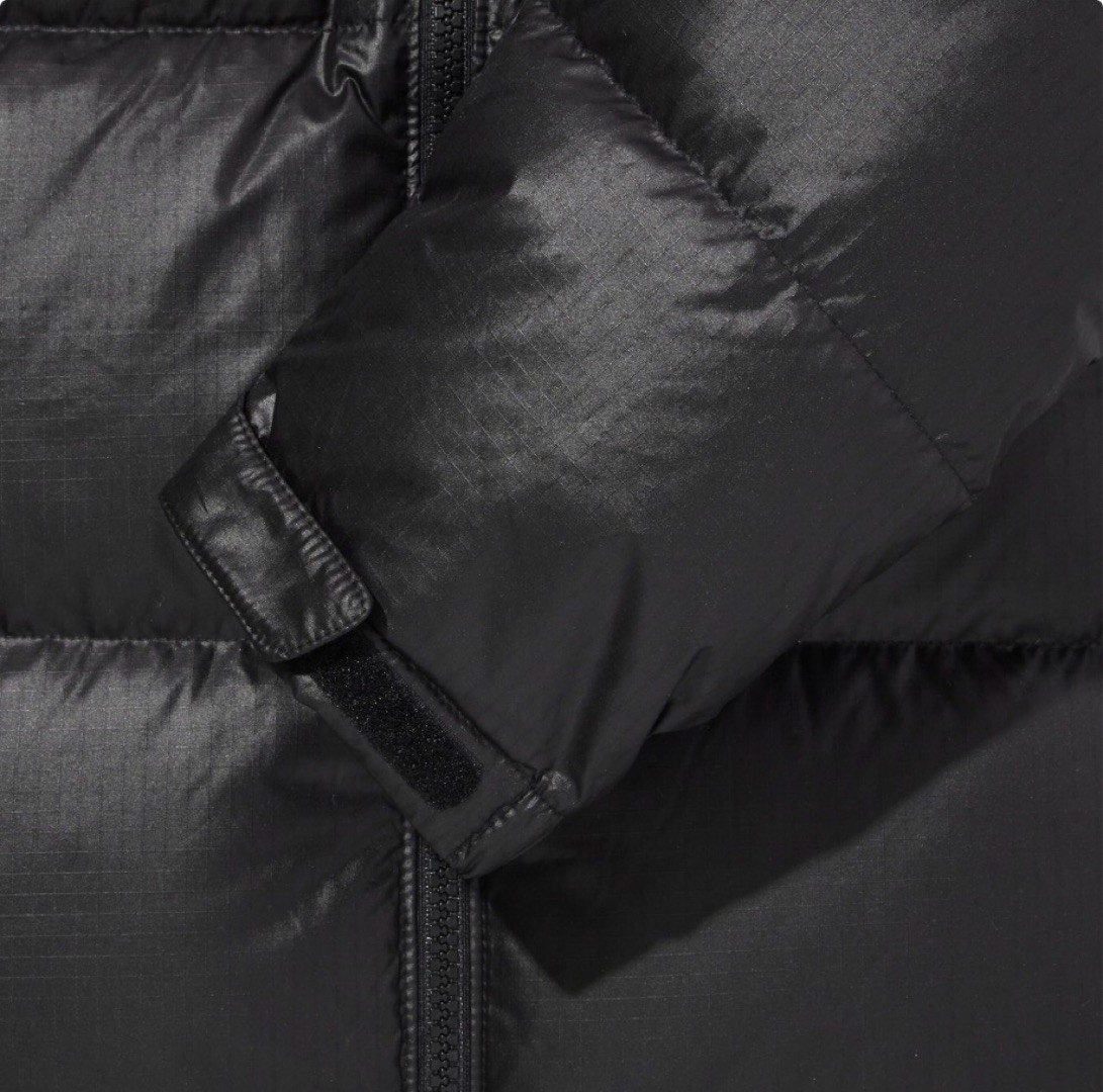 商品The North Face|【享贝家】（预售）THE NORTH FACE Logo刺绣拉链立领羽绒服 韩版冬季 情侣款 男女同款 黑色 NJ1DN50J-BLK,价格¥1458,第4张图片详细描述