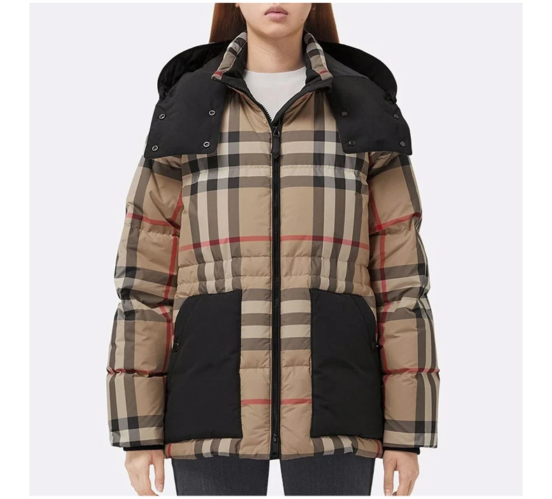 商品[国内直发] Burberry|BURBERRY 女士格纹羽绒服 8045956,价格¥10439,第5张图片详细描述