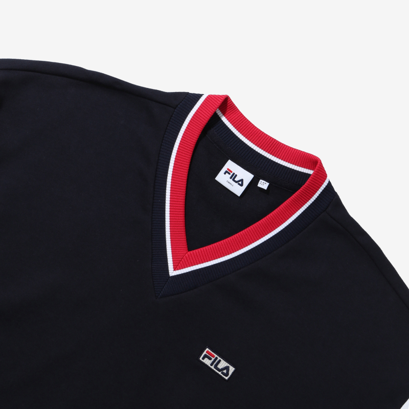 商品Fila|【享贝家】FILA  V领长款卫衣运动休闲衣白色/黑色FS2POD3152F（特价活动款）,价格¥178,第14张图片详细描述