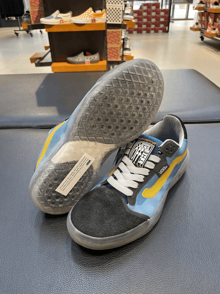 商品Vans|【韩国直邮|包邮包税】万斯 Evdnt Rw Ultimatewaffle # Checkerboard #男女通用鞋 # navy/blue (VN0A5DY58Y8),价格¥371,第4张图片详细描述