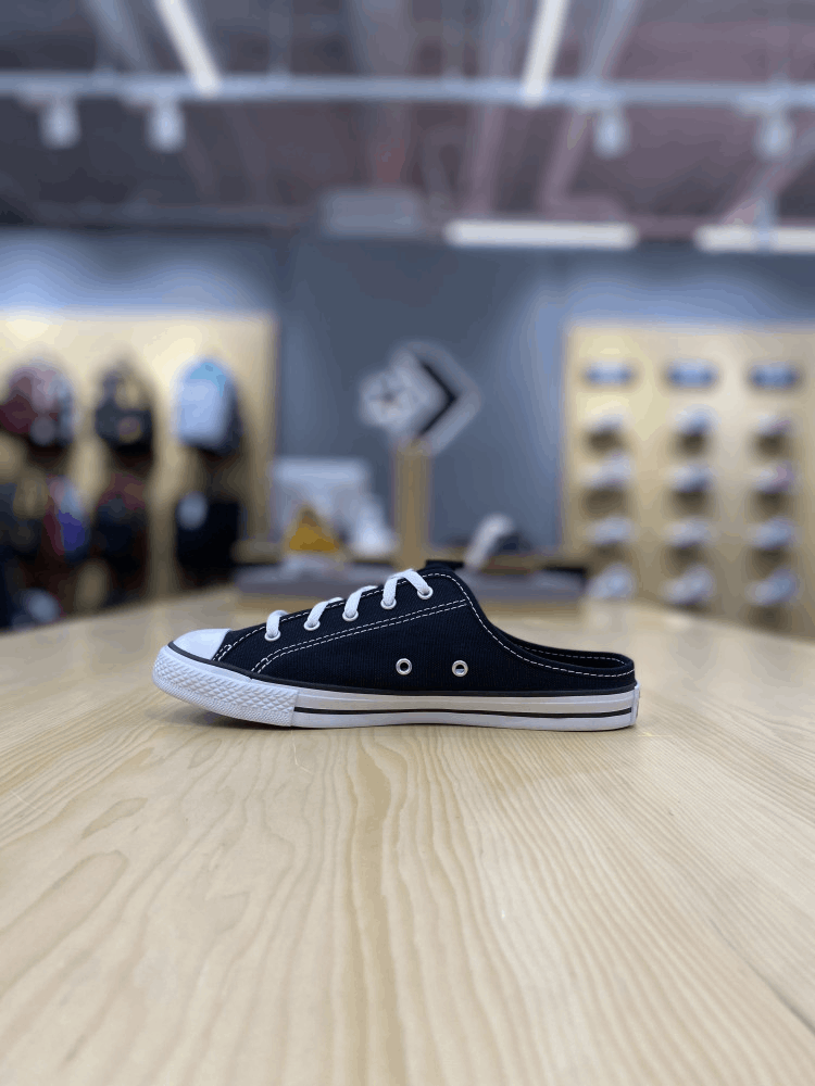 商品Converse|【韩国直邮|包邮包税】匡威 CHUNK TAYLOR ALL STAR DANITY MUL 黑色 帆布鞋 567945C,价格¥344,第2张图片详细描述