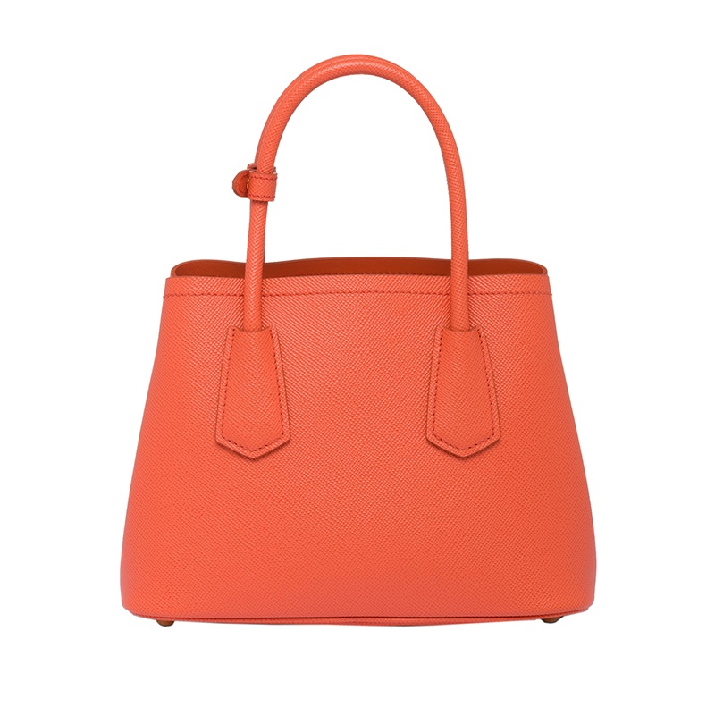 商品Prada|PRADA/普拉达 22新款 Prada Double系列 女士mini橙色saffiano皮革金扣徽标单肩斜跨手提包1BG443_2A4A_F0049_V_XOO,价格¥22858,第4张图片详细描述