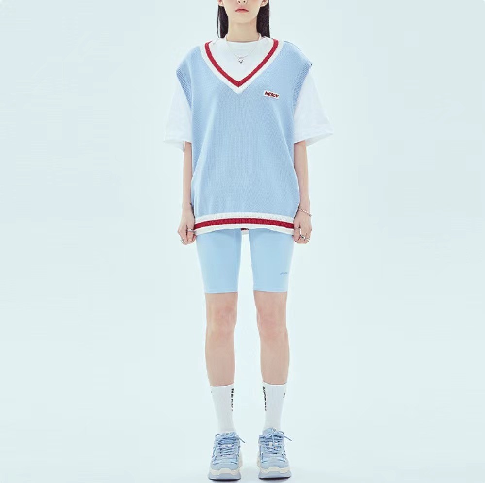 商品NERDY|【享贝家】NERDY 基础款徽标针织马甲 男女同款 蓝色（预售款，10天发货） PNES22KK0514 ,价格¥222,第7张图片详细描述