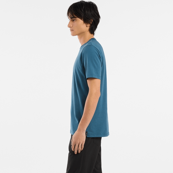 商品Arc'teryx|【Brilliant|包邮包税】始祖鸟 CAPTIVE SPLIT SS T-SHIRT M[SS23] 新款上市 Captive 开叉 T 恤 ATNSMX6523,价格¥992,第16张图片详细描述