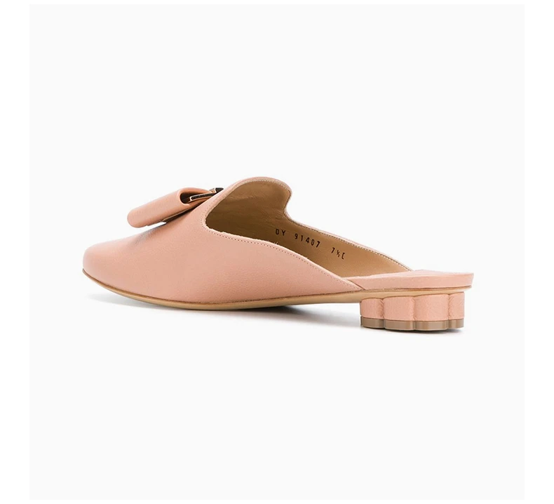 商品Salvatore Ferragamo|SALVATORE FERRAGAMO 女士淡粉色牛皮花卉造型鞋跟穆勒鞋 0684333,�价格¥2965,第6张图片详细描述