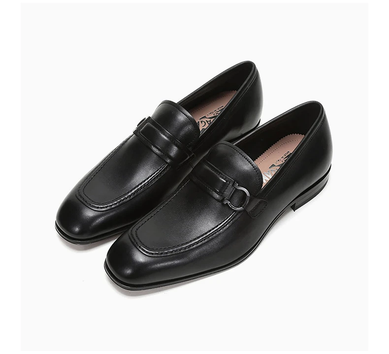 商品Salvatore Ferragamo|SALVATORE FERRAGAMO 男士黑色AUSTIN系列牛皮GANCINI莫卡辛鞋皮鞋 0705680,价格¥3202,第6张图片详细描述