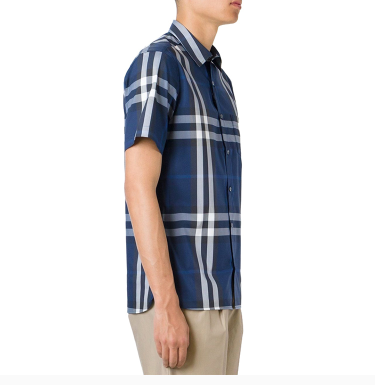 商品Burberry|Burberry 博柏利 男士深蓝色经典格纹款棉质短袖衬衫 4003936,价格¥1365,第6张图片详细描述
