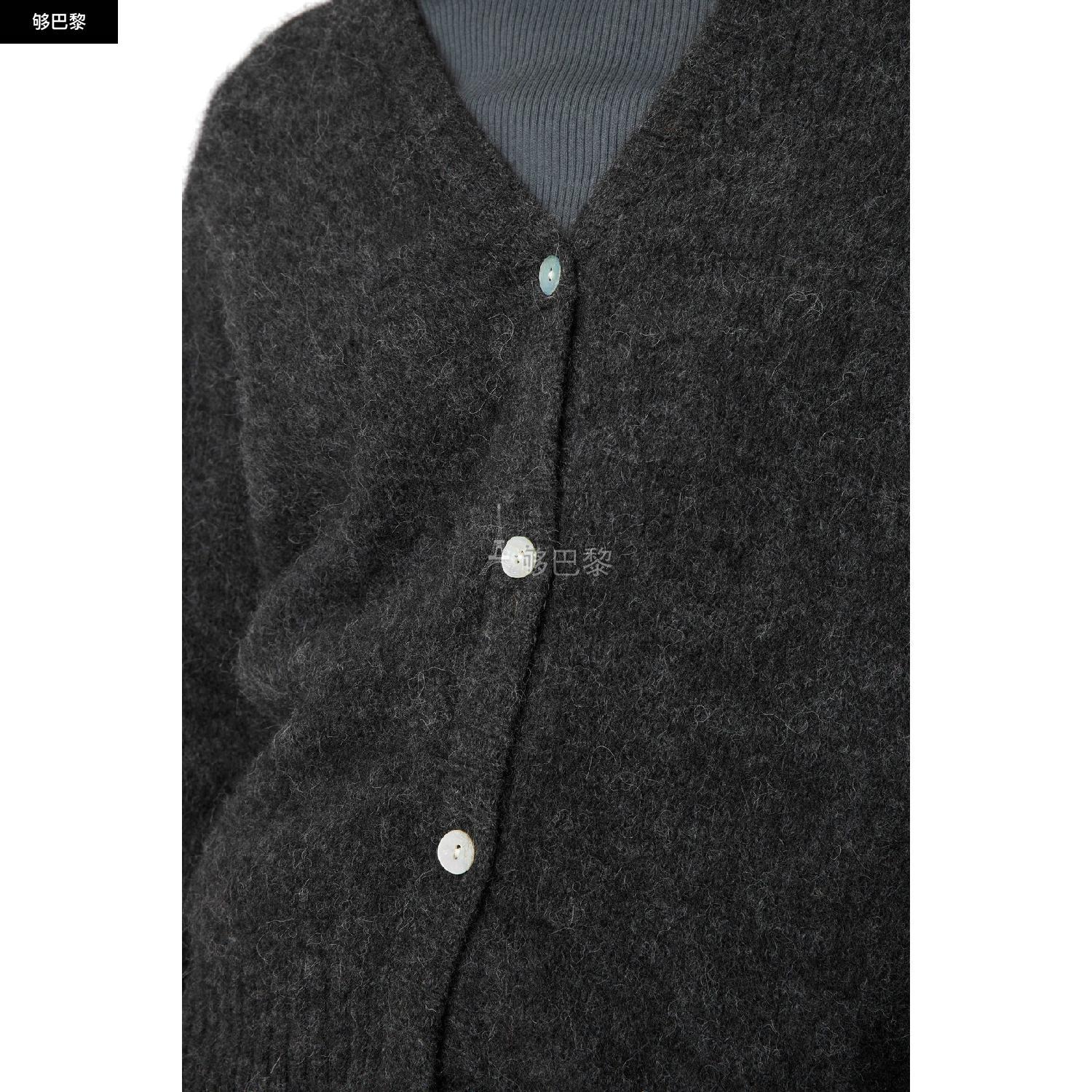 商品American Vintage|【特惠9.0折】包邮包税【预售7天发货】 AMERICAN VINTAGE 23秋冬 女士 针织衫 East 背心 AMV4G69PGR2,价格¥1800,第6张图片详细描述