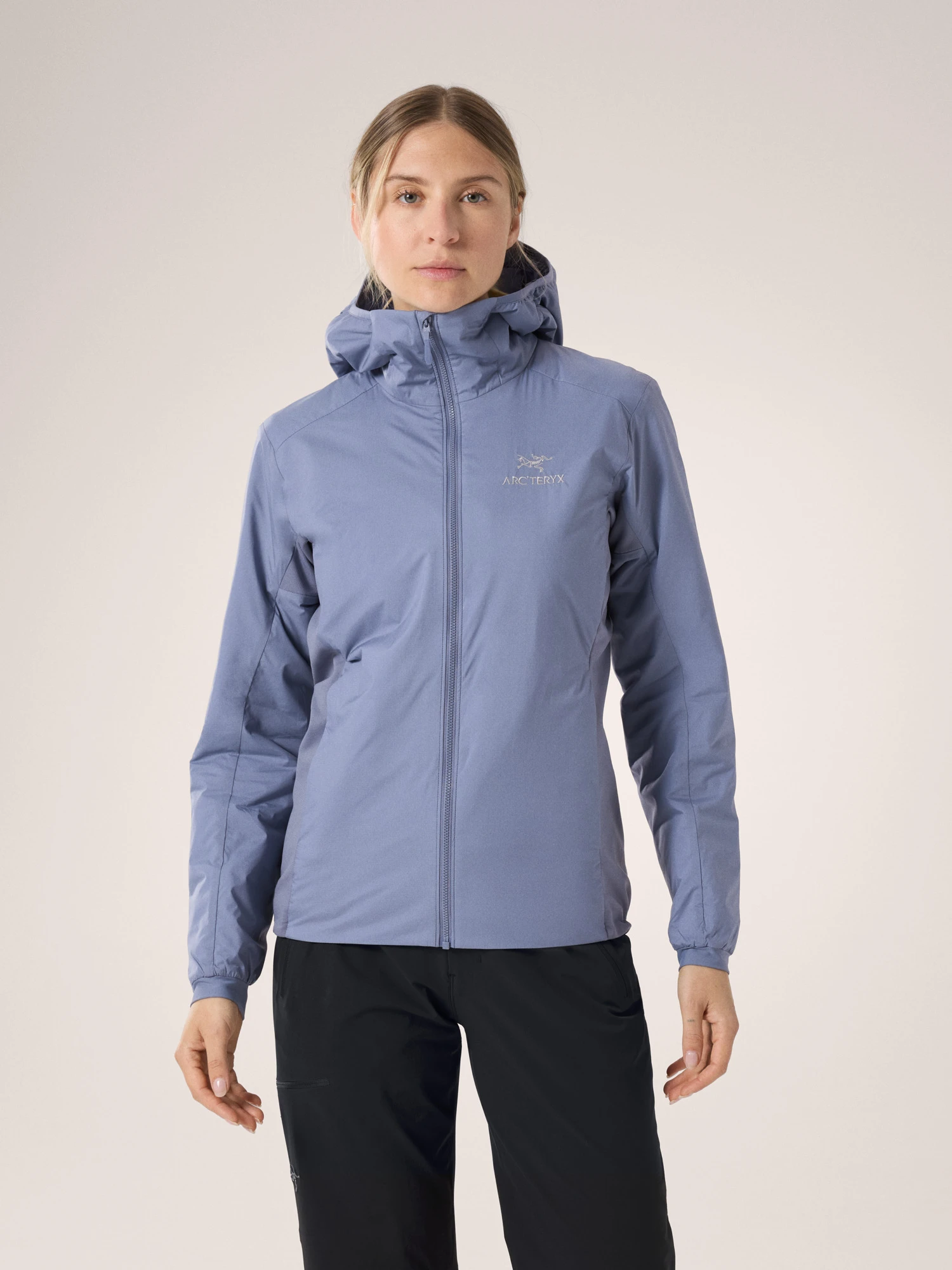 商品【预售商品15天发货】 Arc'teryx|Atom Hoody女性轻便连帽外套适合户外运动 AJOFWX6780,价格¥2342,第3张图片详细描述