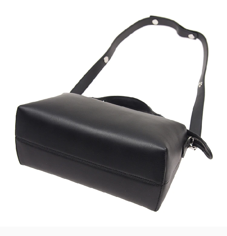 商品[国内直发] Fendi|Fendi 芬迪 女士挎包 8BL146-A6CO-F147M,价格¥13033,第9张图片详细描述