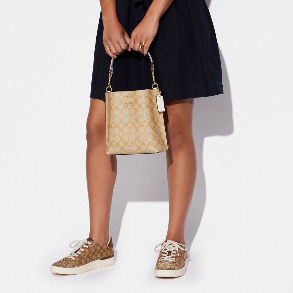 商品[国内直发] Coach|蔻驰水桶包奢侈品经典老花满印pvc手提单肩斜挎水桶包C3766 V5P0M,价格¥1174,第7张图片详细描述
