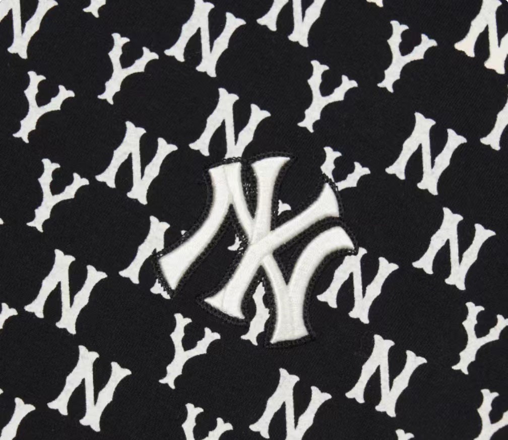 商品MLB|【享贝家】MLB 纽约洋基队 字母满印圆领短袖T恤 男女同款 黑色3ATSM10-23-K0001-50BKS Q,价格¥345,第4张图片详细描述